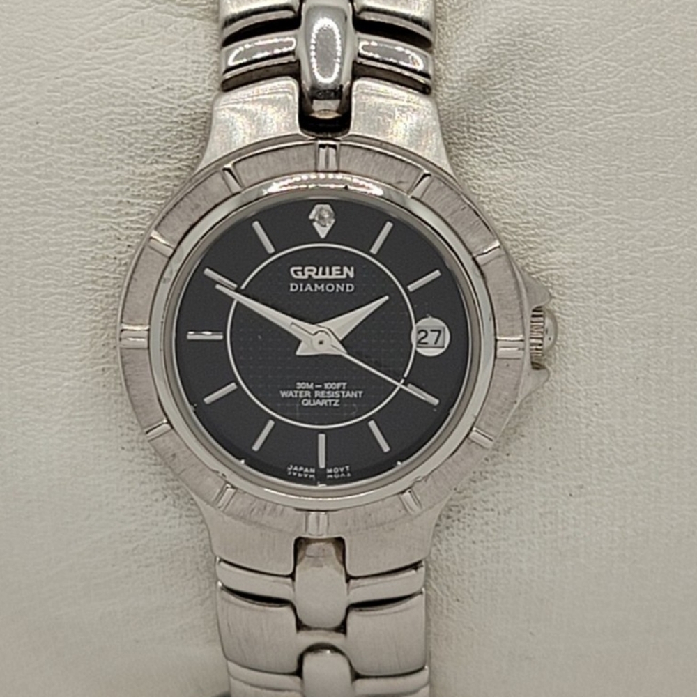 Ladies Gruen Diamond Elegant Round Silver Tone Black Dial Date Analog Watch J9